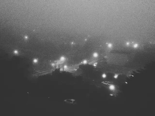 EMBRACETHEFOGMAGSEPT.138.jpg