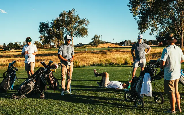 Fore Play Pages_TRADE_Hedit2019121130.jpg